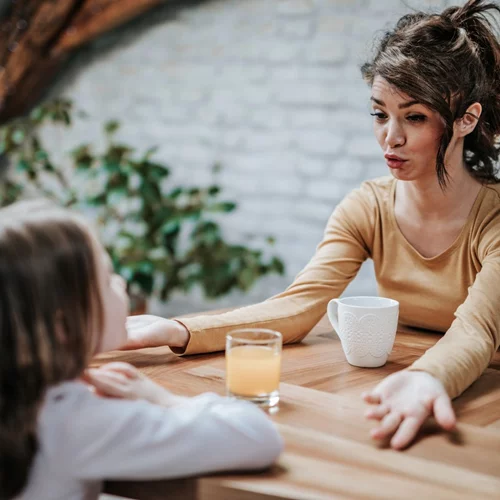 Ανάλυσέ Το | Οι 5 φράσεις που δεν πρέπει να λες στο παιδί σου