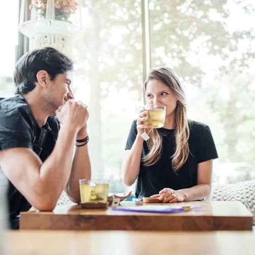 Ανάλυσέ το | Τι χρειάζεται να συζητάς με τον σύντροφό σου κάθε μέρα