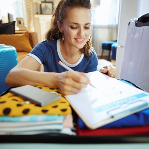 Πώς να οργανώσεις σωστά το πακετάρισμα της βαλίτσας σου όταν ετοιμάζεσαι για διακοπές