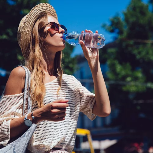 Δέκα κόλπα που ποτέ δεν είχες σκεφτεί για να μένεις δροσερή