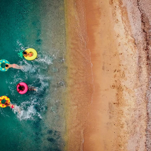 Καλοκαίρι και ζώδια | Με ποια ζώδια θα περάσεις καλά στις διακοπές;