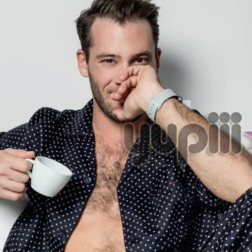 Αντίνοος Αλμπάνης | Μάς συστήνει την αδερφή του!