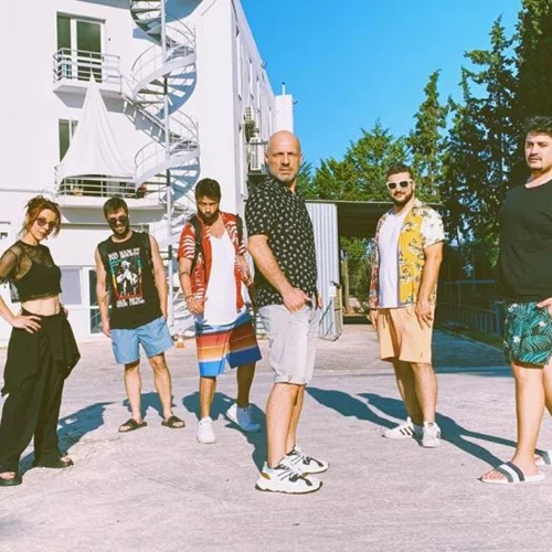 Νίκος Μουτσινάς | Μεταγραφή- βόμβα! Ποιο κανάλι «κλέβει» το «Για την παρέα» από το OPEN;