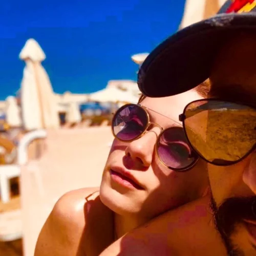 Βάσω Λασκαράκη - Λευτέρης Σουλτάτος | Πρέπει να δεις την πιο πρόσφατη φωτογραφία τους από το ταξίδι του μέλιτος στη Γαλλία