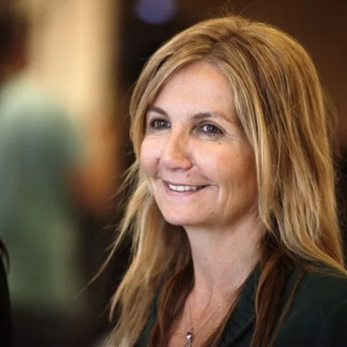 Οι ιδιαίτερες μπότες της Μαρέβας Μητσοτάκη προκάλεσαν πολλά σχόλια