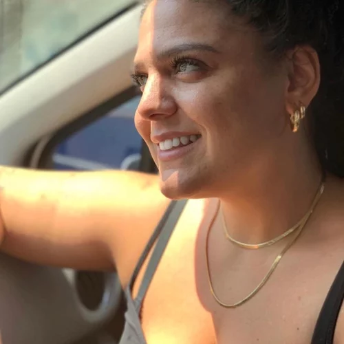 Δανάη Μπάρκα | Ποζάρει με μαγιό και γίνεται χαμός από τα likes! (pic)