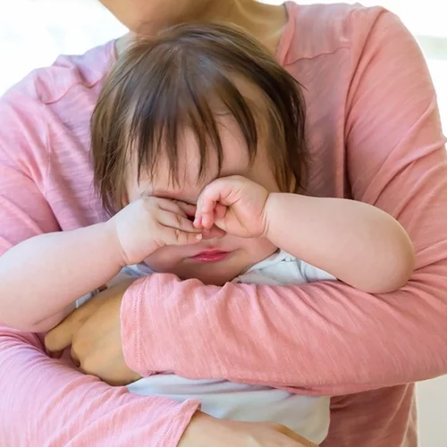 2 φράσεις που δεν πρέπει να λέτε στο παιδί σας όταν έχει tantrum και τι μπορείτε να κάνετε