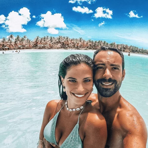 Σάκης Τανιμανίδης και Χριστίνα Μπόμπα | Ερωτευμένοι στη Μύκονο