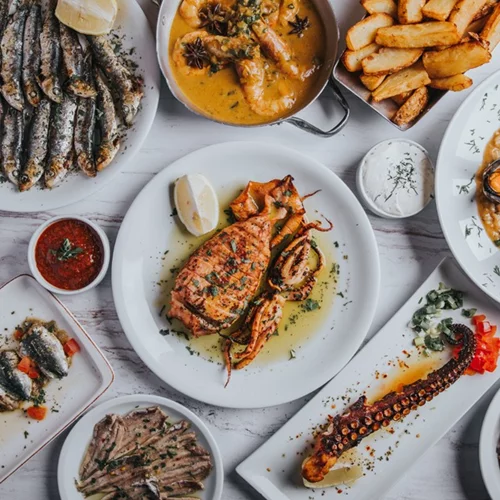 Ψαράκια και Θαλασσινά | Εδώ θα φας φρέσκα ψάρια σε καλές τιμές