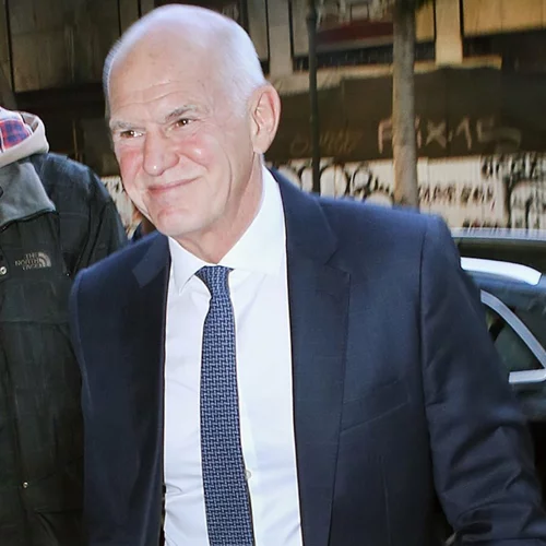 Γιώργος Παπανδρέου I Μόλις έγινε παππούς