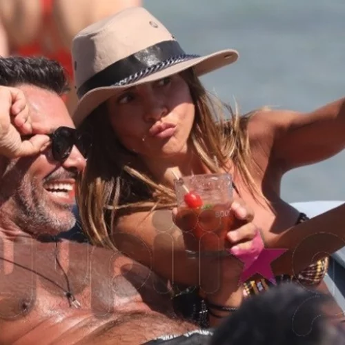 Ιωσήφ Μαρινάκης & Χρύσα Καλπάκη | Χαλαρές στιγμές στη Μύκονο!