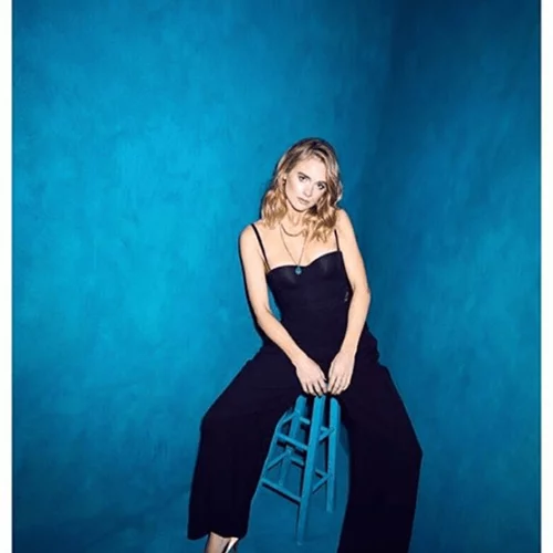 Cressida Bonas | H πρώην του πρίγκιπα Harry αρραβωνιάστηκε