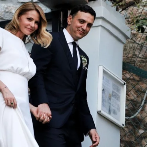 Τζένη Μπαλατσινού | Το δώρο από τον Βασίλη Κικίλια για την ονομαστική της εορτή (pic)