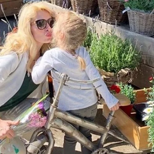 Ελένη Μενεγάκη | Η νέα φωτογραφία με την μικρή Μαρίνα