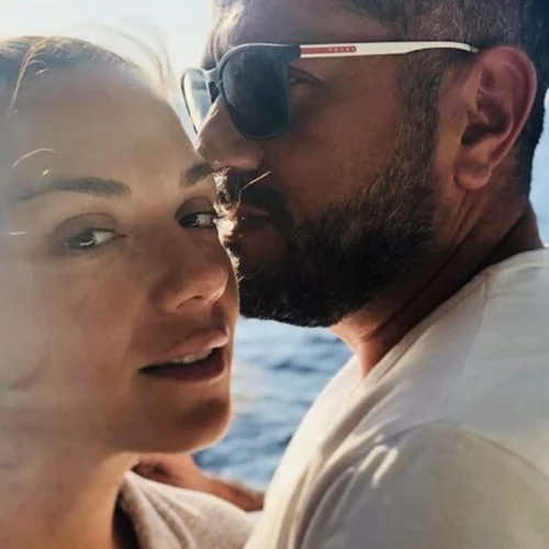 Λευτέρης Σουλτάτος | Το μήνυμα στη Λασκαράκη είναι αυτό που θέλει να διαβάσει κάθε γυναίκα!