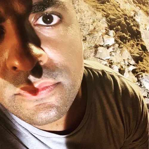 Ησαΐας Ματιάμπα | Η τρυφερή φωτογραφία με τη σύζυγό του και τον ενός έτους γιο τους