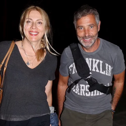 Σμαράγδα Καρύδη - Θοδωρής Αθερίδης | Η έξοδος του ζευγαριού στο θέατρο(pics)