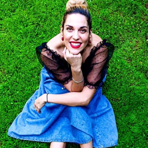 Μαντώ Γαστεράτου | Η εγκυμονούσα πόζαρει με μαγιό και στέλνει το δικό της μήνυμα