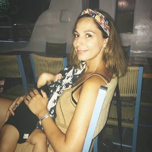 Κατερίνα Παπουτσάκη | Μιλάει ανοιχτά για το πρόβλημα υγείας που αντιμετώπισε στην εγκυμοσύνη