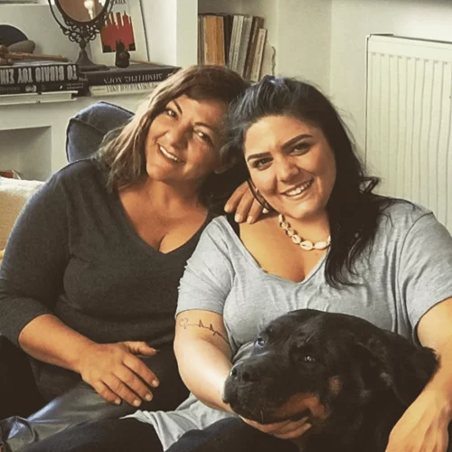 Η Δανάη Μπάρκα έχει την καλύτερη απάντηση για όλους αυτούς που θα σχολιάσουν τα κιλά σου στην παραλία