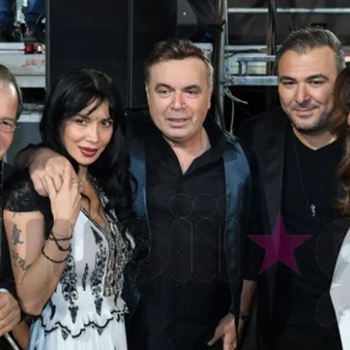 «Όλοι Μαζί Μπορούμε» | Δείτε φωτογραφίες από τη μεγάλη συναυλία στο Παναθηναϊκό στάδιο