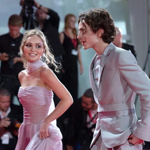 Timothée Chalamet | Οι φωτογραφίες του με την Lily Rose Depp τον έκαναν να νιώσει άβολα