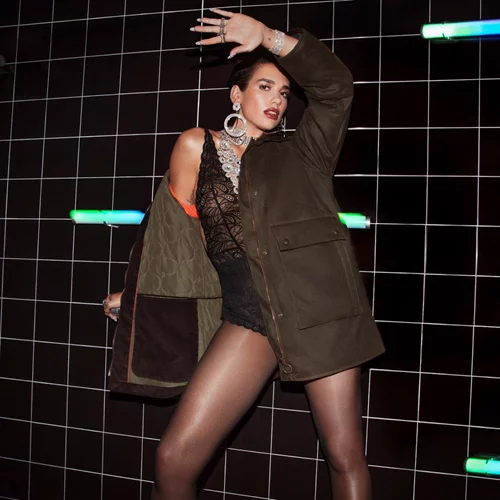 H πρώτη capsule συλλογή Dua Lipa x Pepe Jeans είναι γεγονός