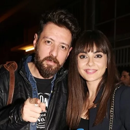 Αγγελική Δαλιάνη | Οι ευχές για την 10η επέτειο γάμου τους στο Μάνο Παπαγιάννη!