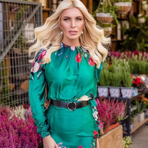 Κατερίνα Καινούργιου | Για ψώνια στην Κηφισιά με total black outfit (pics)