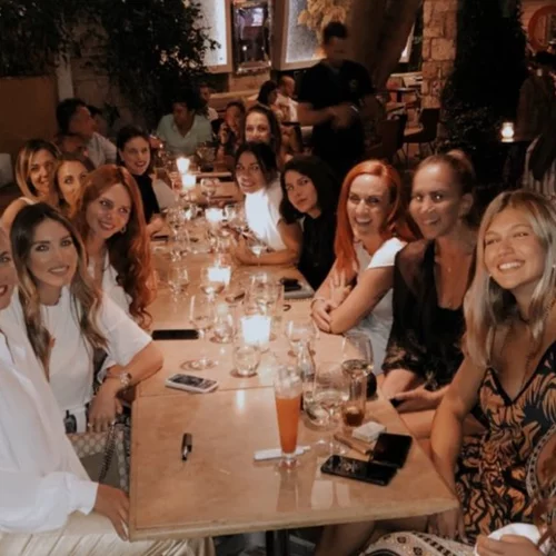 Γενέθλια για την Χριστίνα Κοντοβά | Οι διάσημες καλεσμένες, η τούρτα- υπερπαραγωγή και το outfit που επέλεξε στο party της