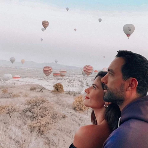Χριστίνα Μπόμπα - Σάκης Τανιμανίδης | Οι νέες φωτογραφίες από το ρομαντικό ταξίδι τους στην Καππαδοκία!