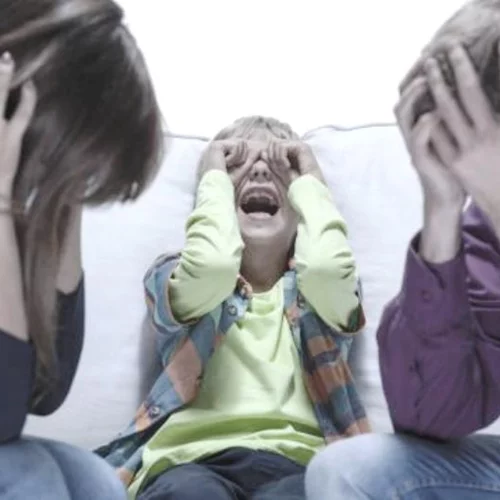 Πώς οι γονείς, συχνά, κάνουμε τα εύκολα, δύσκολα – 4 ιστορίες