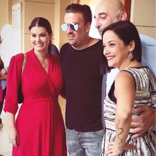 Κατερίνα Τσάβαλου – Δημήτρης Στεργίου | Βάφτισαν την κόρη τους με νονούς τη Μαρία Κορινθίου και τον Γιάννη Αϊβάζη