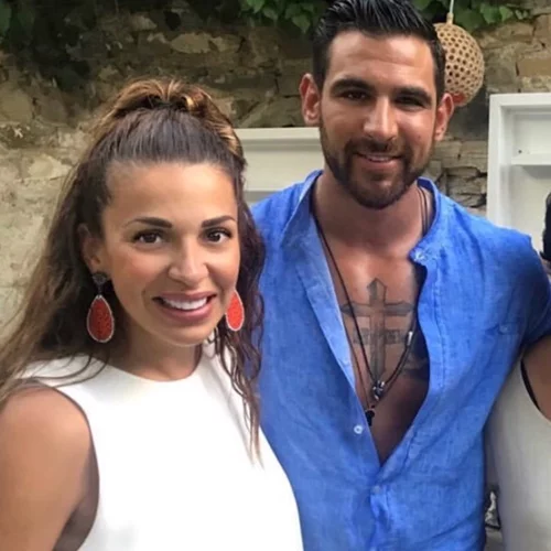 Ετεοκλής Παύλου | Το δώρο του στην Ελένη Χατζίδου και την κόρη τους