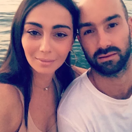 Ολυμπία Χοψονίδου | Η πρώτη δημοσίευσή της μέσα από το μαιευτήριο-Το τρυφερό στιγμιότυπο με όλη την οικογένεια