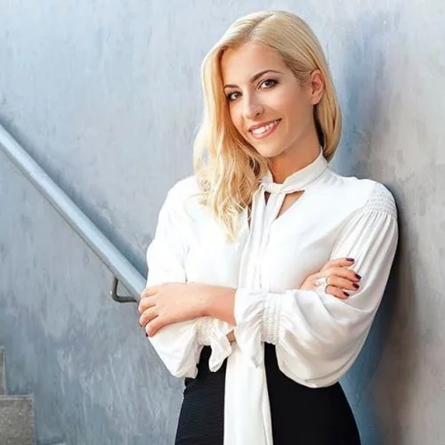 Μαρία Αναστασοπούλου | Είναι ερωτευμένη! Δες τη με τον σύντροφό της