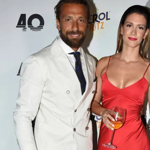 Νίκη Θωμοπούλου | Μας δείχνει για πρώτη φορά τη φουσκωμένη της κοιλίτσα