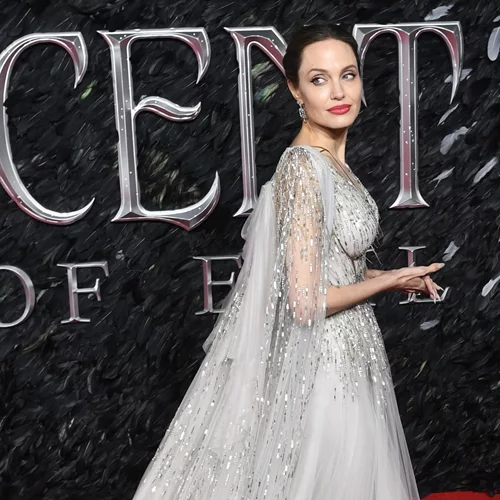 Αngelina Jolie | Οι καλύτερες εμφανίσεις της στις πρεμιέρες της ταινίας Maleficent