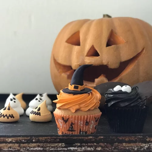 This is Halloween | Βρήκαμε το πιο cool μενού με τα πιο «τρομακτικά» γλυκά κεράσματα