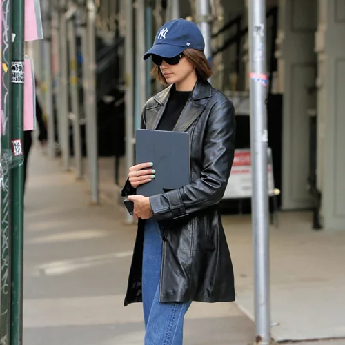 Kaia Gerber | 10 φορές που απογείωσε το αγαπημένο της τζιν παντελόνι