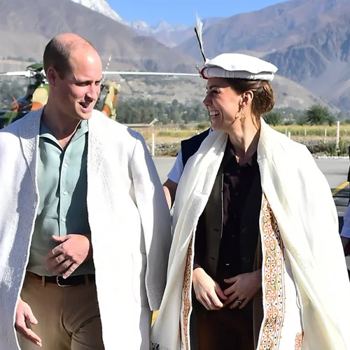 Kate Middleton - πρίγκιπας William | Είναι "συνεπαρμένοι" με το κουτάβι που τους χάρισε ο James Middleton