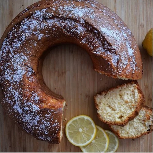 5 συνταγές για υγιεινά κέικ | Με χαρούπι, κουρκουμά, κακάο, λιναρόσπορο ακόμα και παντζάρι!