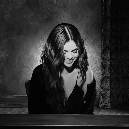Φυσικά και το νέο τραγούδι της Selena Gomez έχει να κάνει με τον Justin Bieber