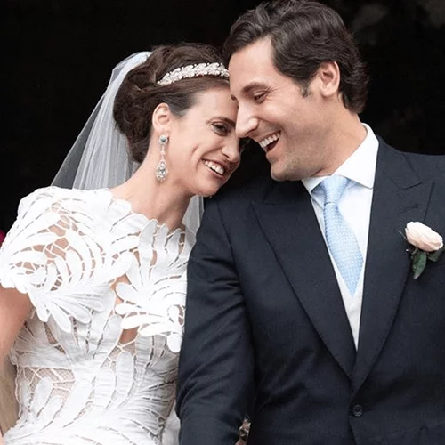 Κι όμως | Ο τρισέγγονος του Ναπολέοντα Βοναπάρτη και η δισέγγονη του τελευταίου αυτοκράτορα της Αυστρίας παντρεύτηκαν