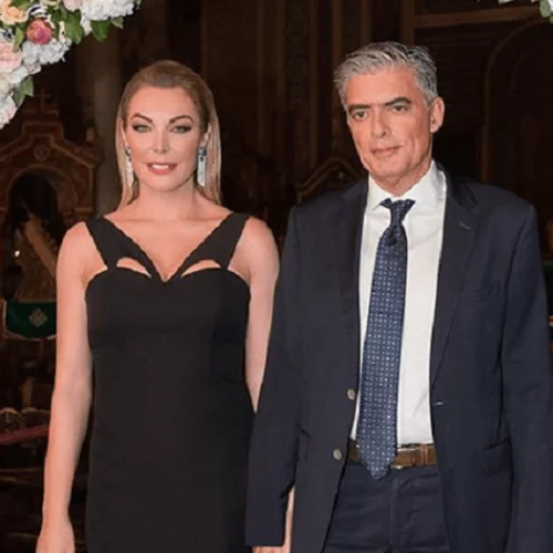 Τατιάνα Στεφανίδου | Νέα φωτογραφία από επίσημη έξοδο με την πανύψηλη κόρη της