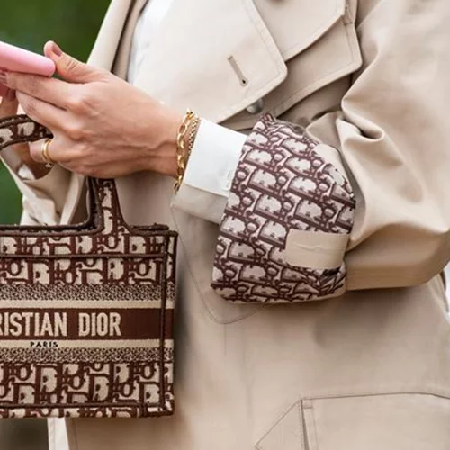 Τελικά οι πολυτελείς τσάντες είναι επένδυση;