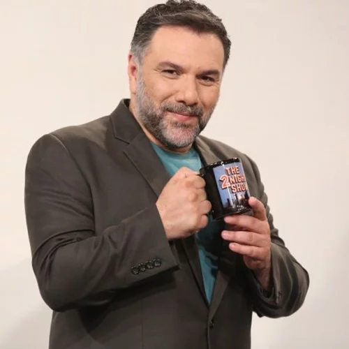 Γρηγόρης Αρναούτογλου | Οι «Άγριες Μέλισσες» εκτίναξαν τα ποσοστά του The 2Night Show!