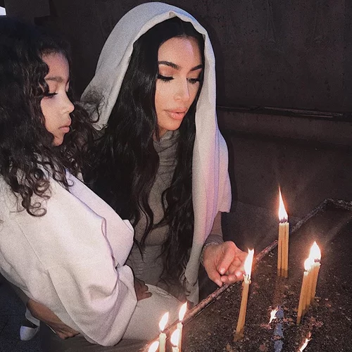 H Kim Kardashian και τα παιδιά της βαφτίστηκαν στην Αρμενία