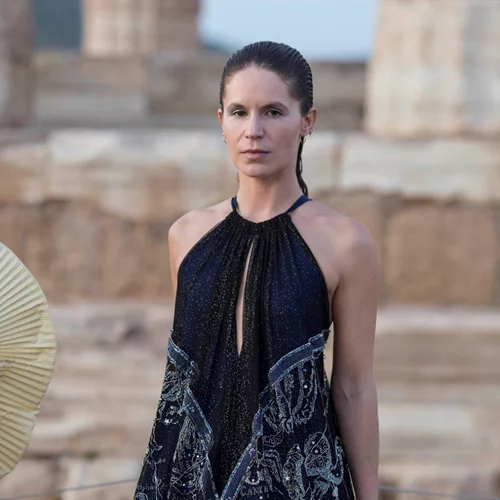 Ευγενία Νιάρχου | Ποζάρει με λεοπάρ μαγιό και φέρνει το καλοκαίρι