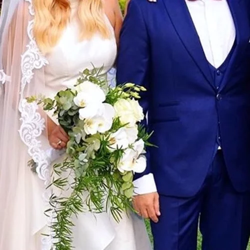 Παντρεύτηκαν συνεργάτιδα της Φαίης Σκορδά και συνεργάτης της Ζήνας Κουτσελίνη (φωτογραφίες)